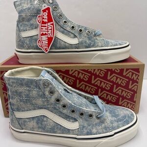 Vans Men’s Sk8-Hi Tapered (Denim Destroy )Winter Sky Marshmallow Sneakers
Washed